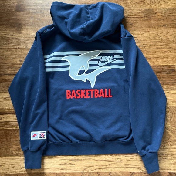 Dri-fit standard issue vintage sharks Nike hoodie - Picture 2 of 5